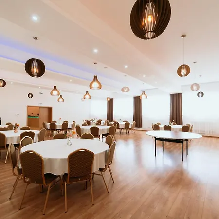 Rekreacne Stredisko - Nad Zamkom 2* Bojnice