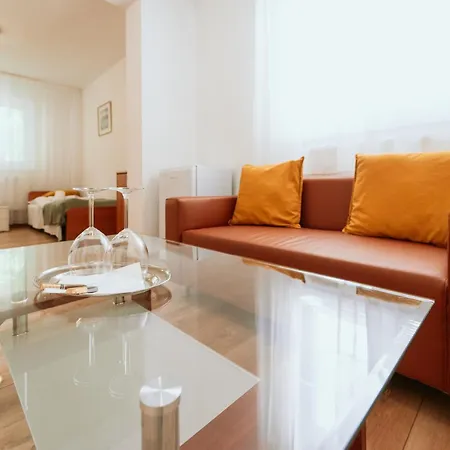 Rekreacne Stredisko - Nad Zamkom Hotel