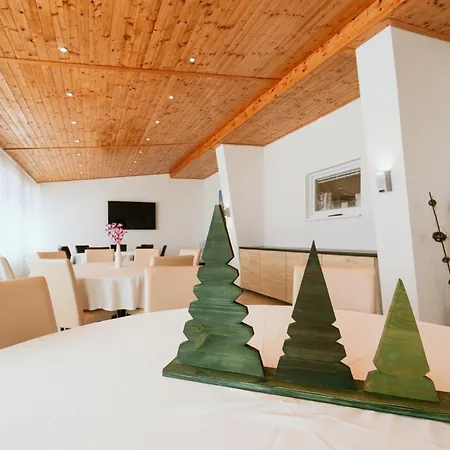 Rekreačné Zariadenie - Nad Zámkom Hotel Bojnice
