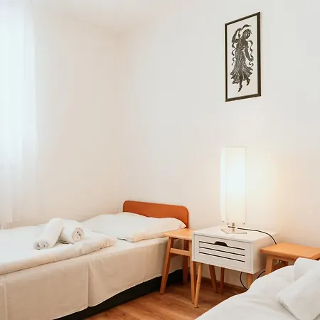 Rekreacne Stredisko - Nad Zamkom 2*