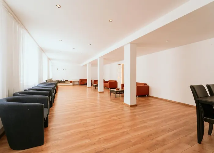 Hotel Rekreačné Zariadenie - Nad Zámkom