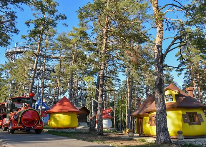 Rekreačné Zariadenie - Nad Zámkom 2*